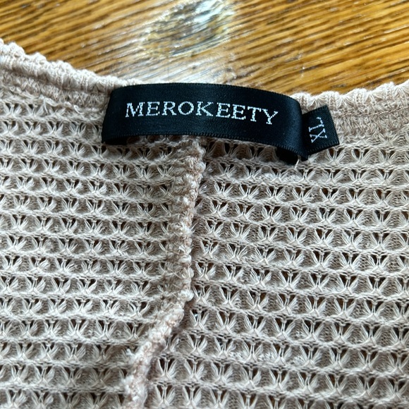 Markeety tan oversized waffle knit cardigan with side pockets. Size XL. - Picture 3 of 12